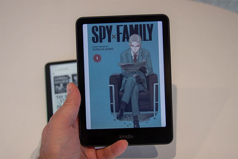 Kindle Colorsoft显示的彩色书籍封面